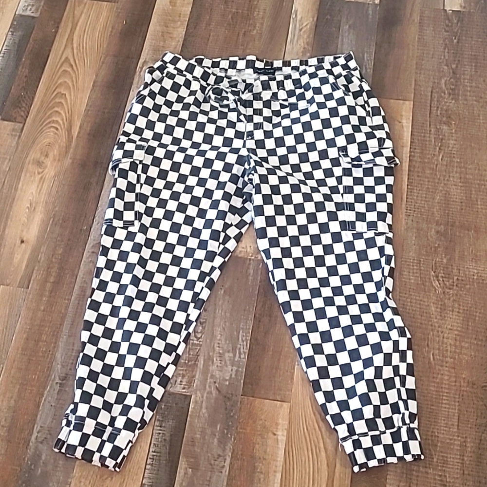 Almost famous pants, size 2x, checkered